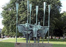 Bronze Skulptur, M�nner mit Rudern