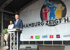 haltung zeigen